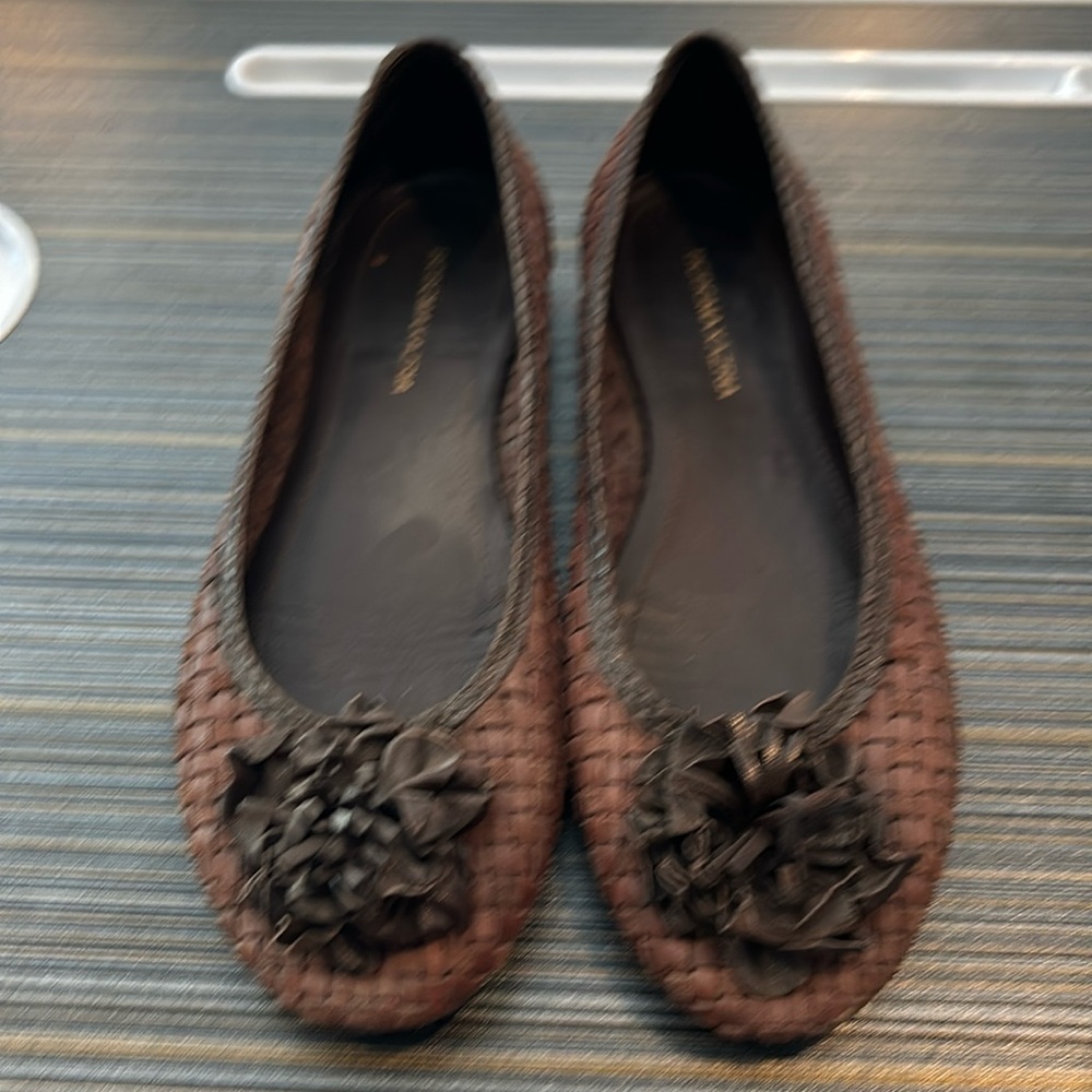 Vintage BCBG MAXAZRIA brown woven leather ballerina flat shoes size 6.5